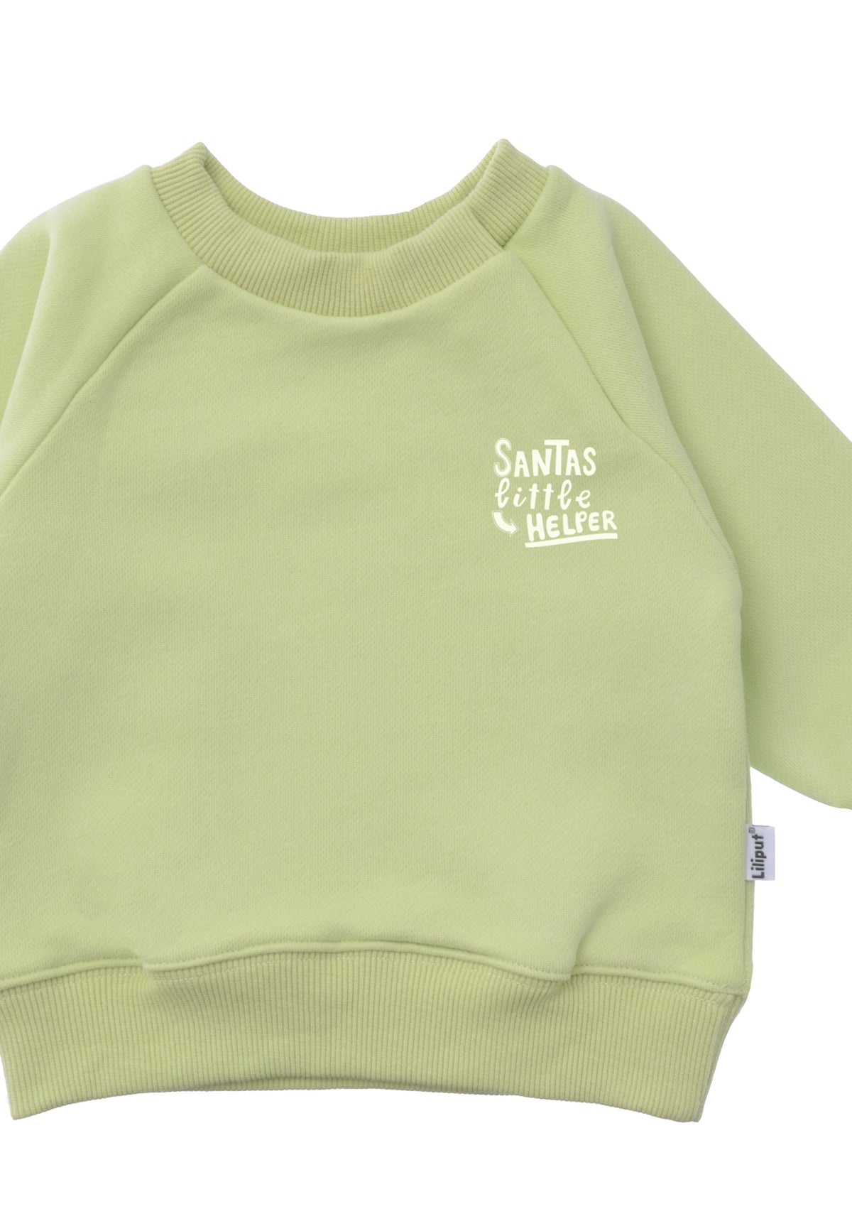 Detailansicht des Sweaters in hellgrün mit dezentem Aufdruck "Santas little Helper".