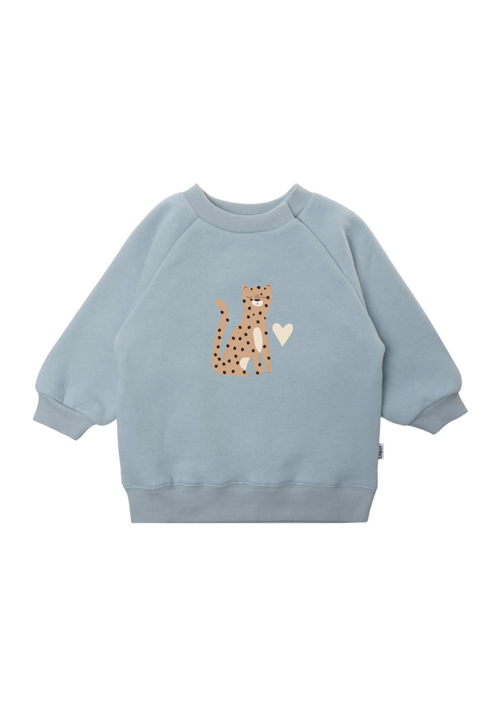 Sweatshirt in hellblau mit niedlichem Leoparden Aufdruck auf der Vorderseite.