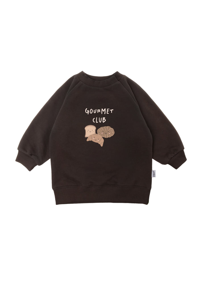 Braunes Sweatshirt mit Raglanärmeln und weichen Ribbündchen und einem Front Print "Gourmet Club."