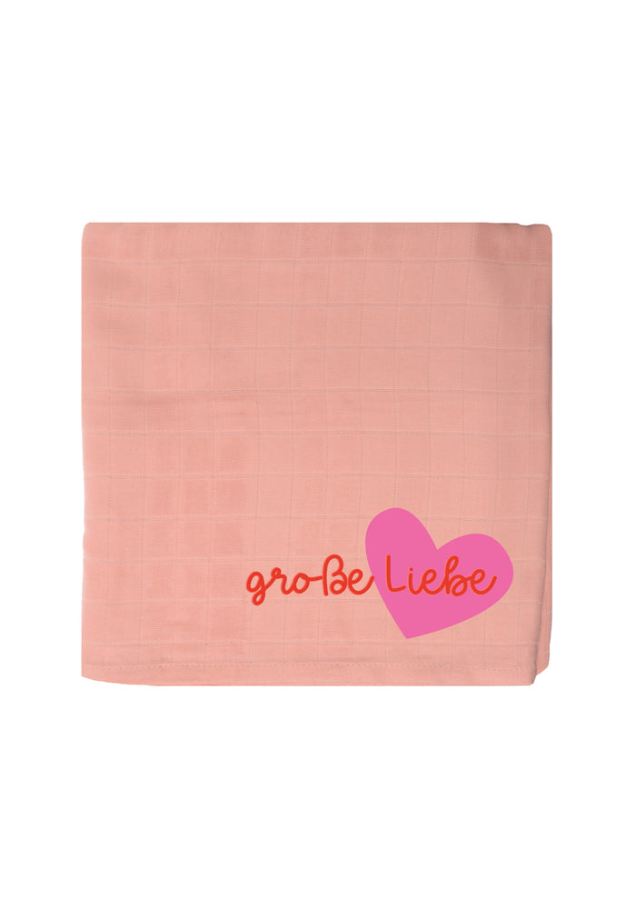 120x120cm großes Musselintuch in der frischen Farbe apricot mit Print "große Liebe".