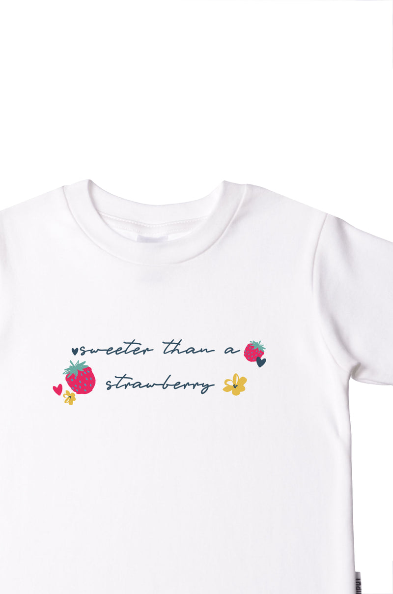 Lustiges Kinder Bio-Baumwoll T-Shirt in weiß mit Erdbeeren Aufdruck –  Liliput