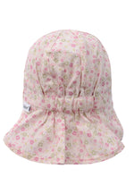 Rückseite der Sommermütze in rosa mit Blümchenprint. Dank des Gummibands passt sich die Schirmmütze ideal dem Kopf an.