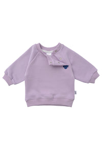 vorderseite vom sweatshirt mit dem druck von blaubeeren mit offenen drucknöpfen 