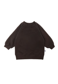 vorderseite von dem Sweatshirt in braun