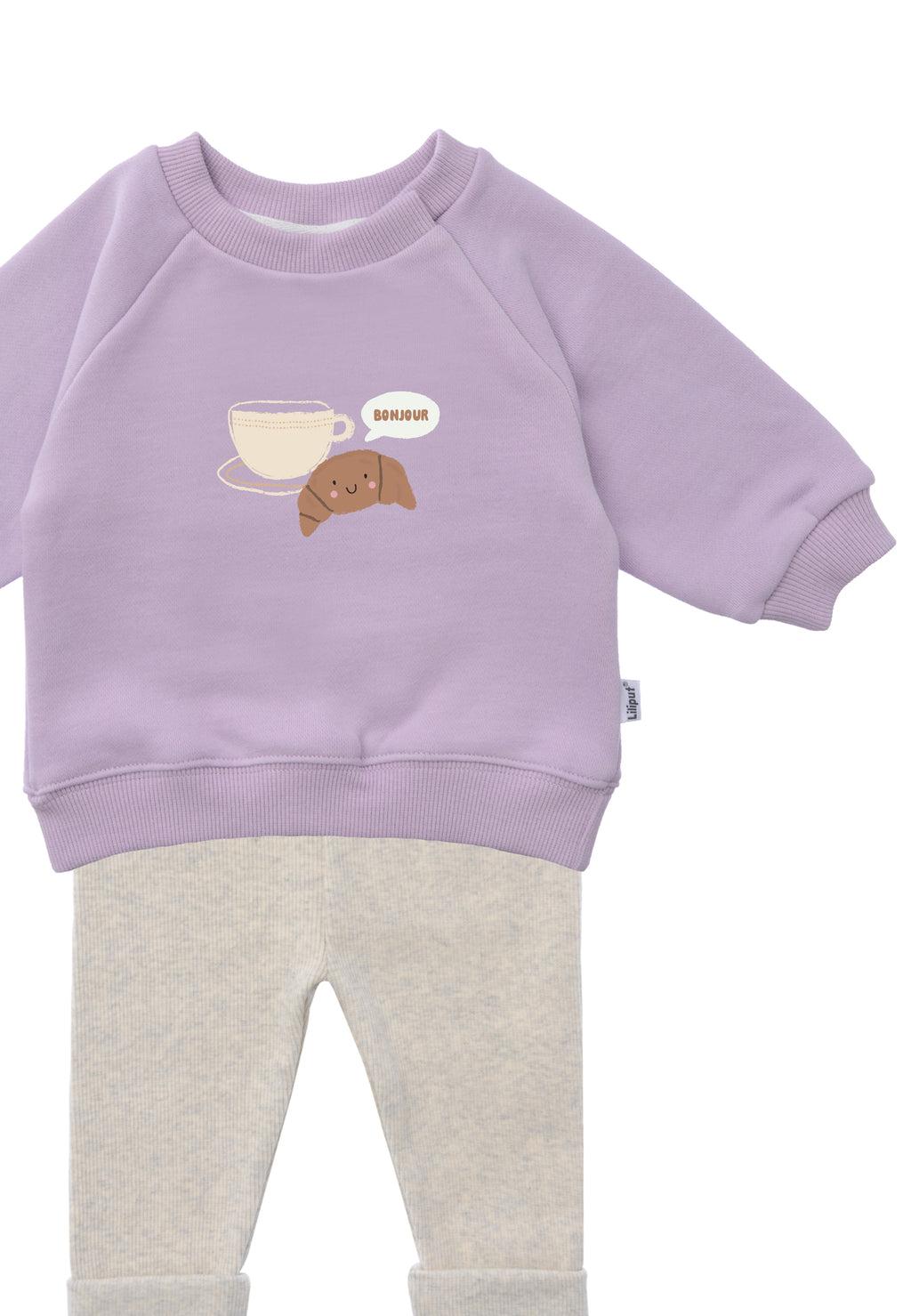 2tlg. Set mit Sweatshirt in der Farbe flieder mit dem Druck "Croissant bonjour + Tasse" und Leggings in der Farbe graumelange