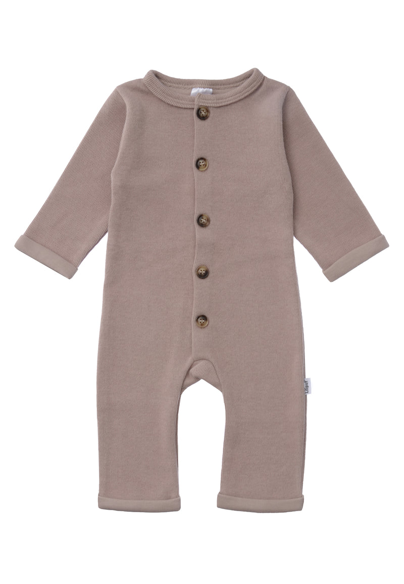 Ribstrick Overall in braun.