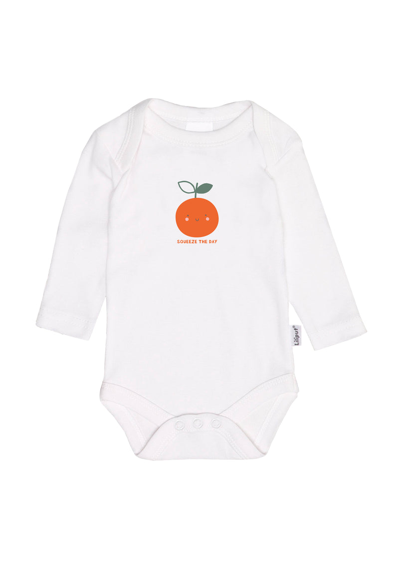Frontansicht des weißen Langarmbodys mit Orangen Print.