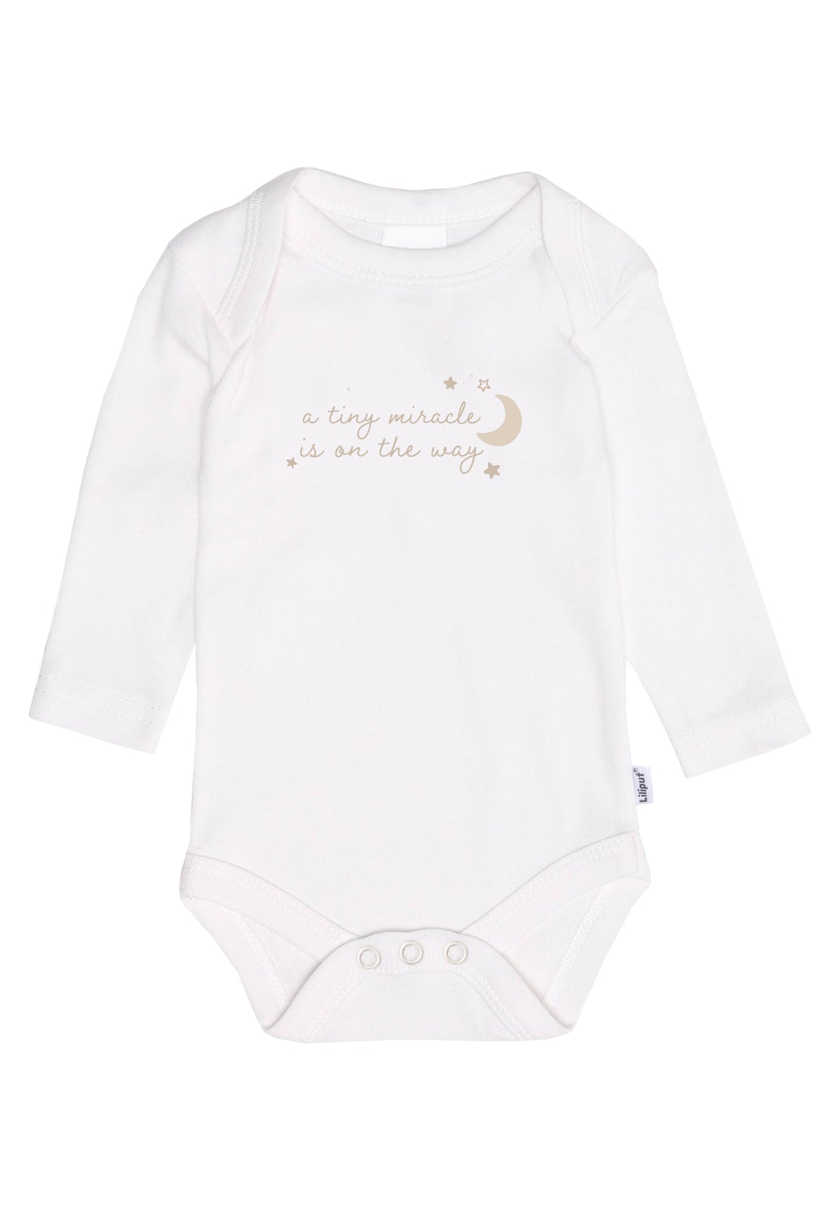 Vorderansicht des weißen Amineckbodys mit Print "a tiny miracle is on the way".