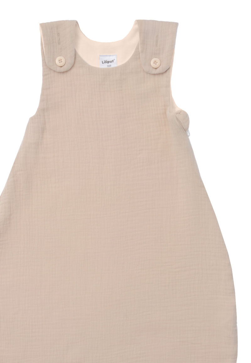 Detailansicht des Babyschlafsacks für den Sommer.
