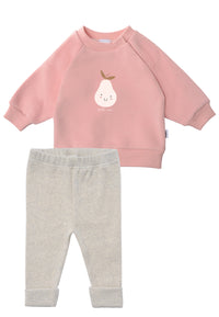 Niedliche Outfitkombi in rosa-grau.