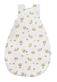 Rückseite des Schlafsacks mit niedlichem Zitronenprint.
