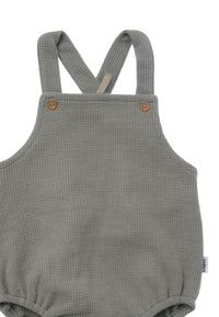 Detailverliebter Liliput Babystrampler: Waffelpiqué-Qualität und elastische Beinausschnitte für ultimativen Komfort