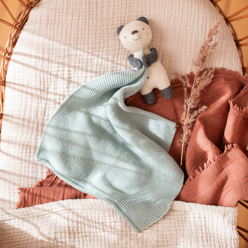 Kuscheltuch mit Panda, hellblau von Ava & Yves