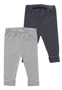 Doppelpack Rippenleggings in marine-weiß gestreift und ecru-schwarz gestreift. Sanfte Ringel und ein cozy Look.