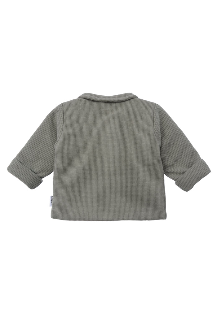 Rückseite der lässigen Übergangsjacke in olive.