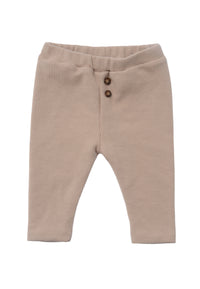Waffelpique Hose in beige mit aufgesetzten Knöpfen und weichem Baumwollfutter.
