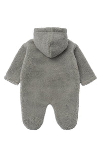 Rückansicht des Winteroveralls aus Bouclè Fleece.