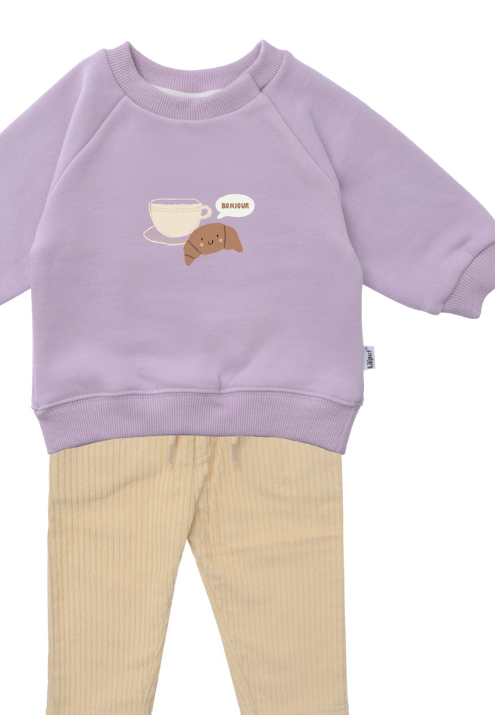 In Detail 2tlg. Set mit Sweatshirt in flieder mit "croissant, bojour" Druck und Cordhose in beige 