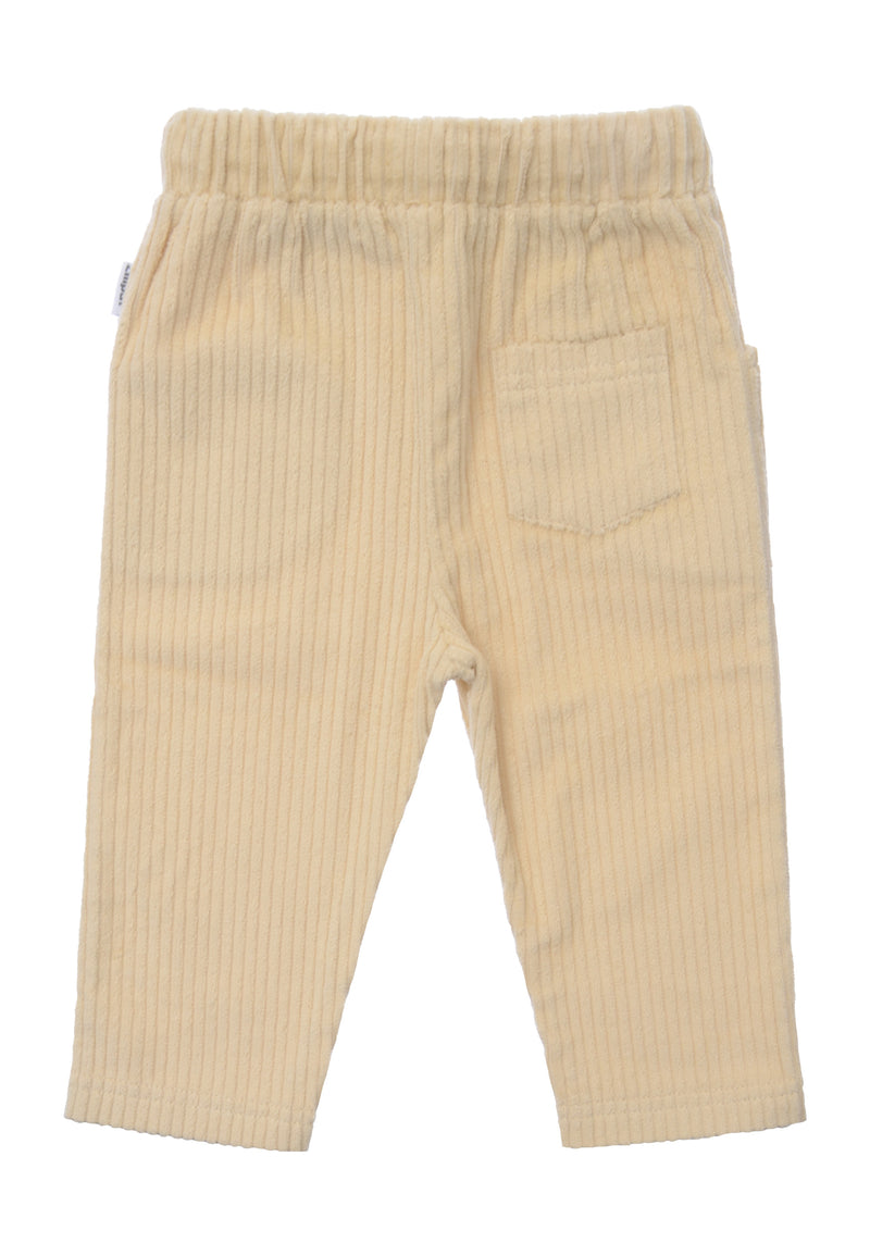 Rückseite der Cordhose mit großen Taschen in beige