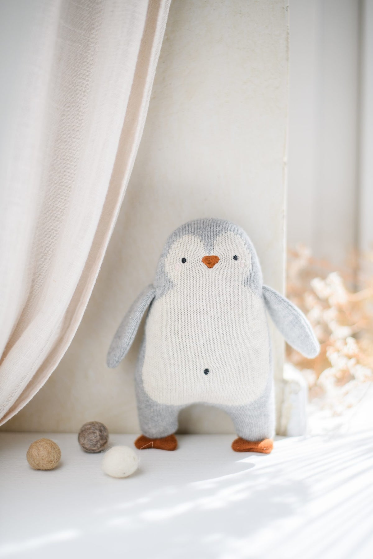 Babyrassel Pinguin von Ava & Yves