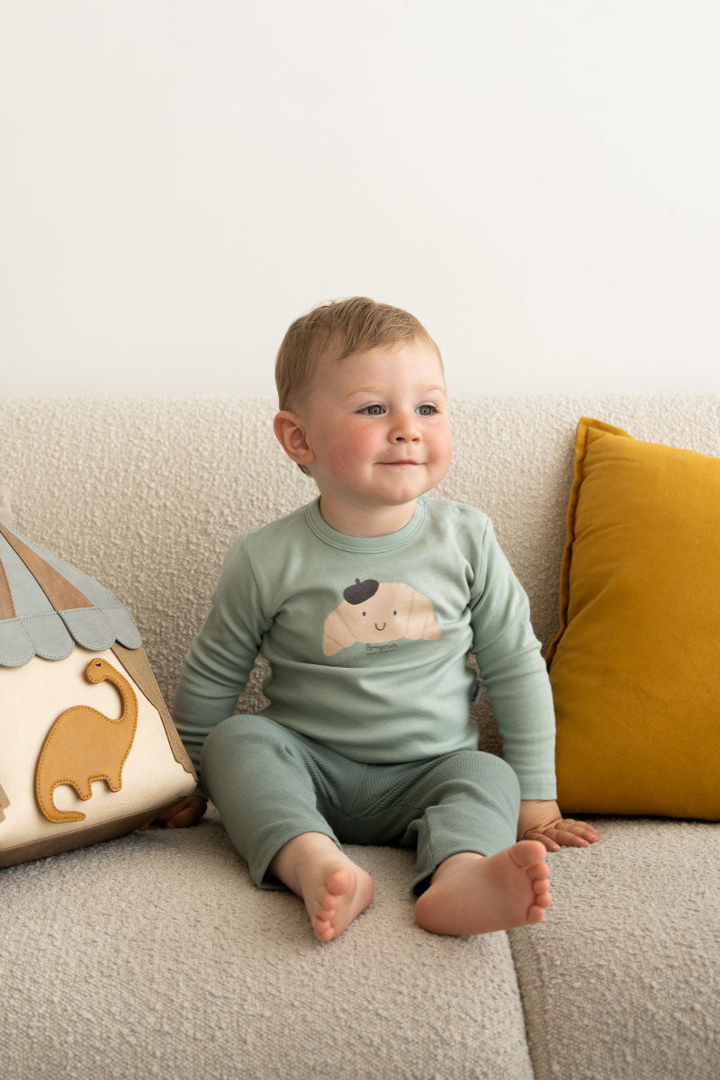 Langarmshirt in schilf mit Print Croissant