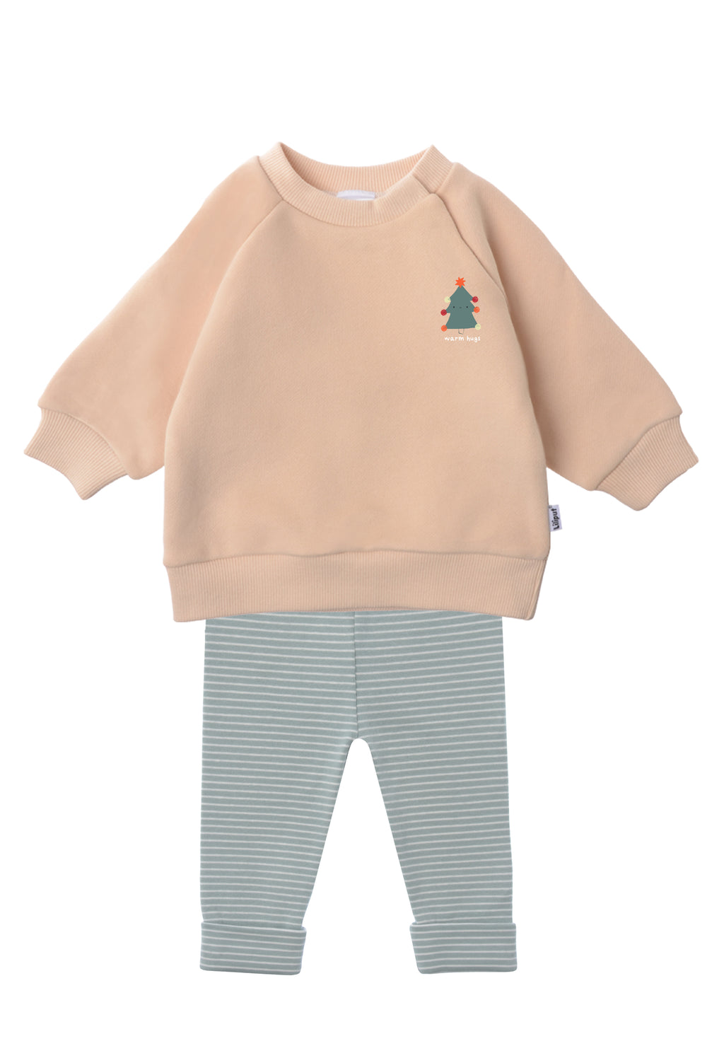 Outfitkombi mit beigem Sweater mit Tannenbaum Motiv und schilf-ecru gestreifter Leggings.