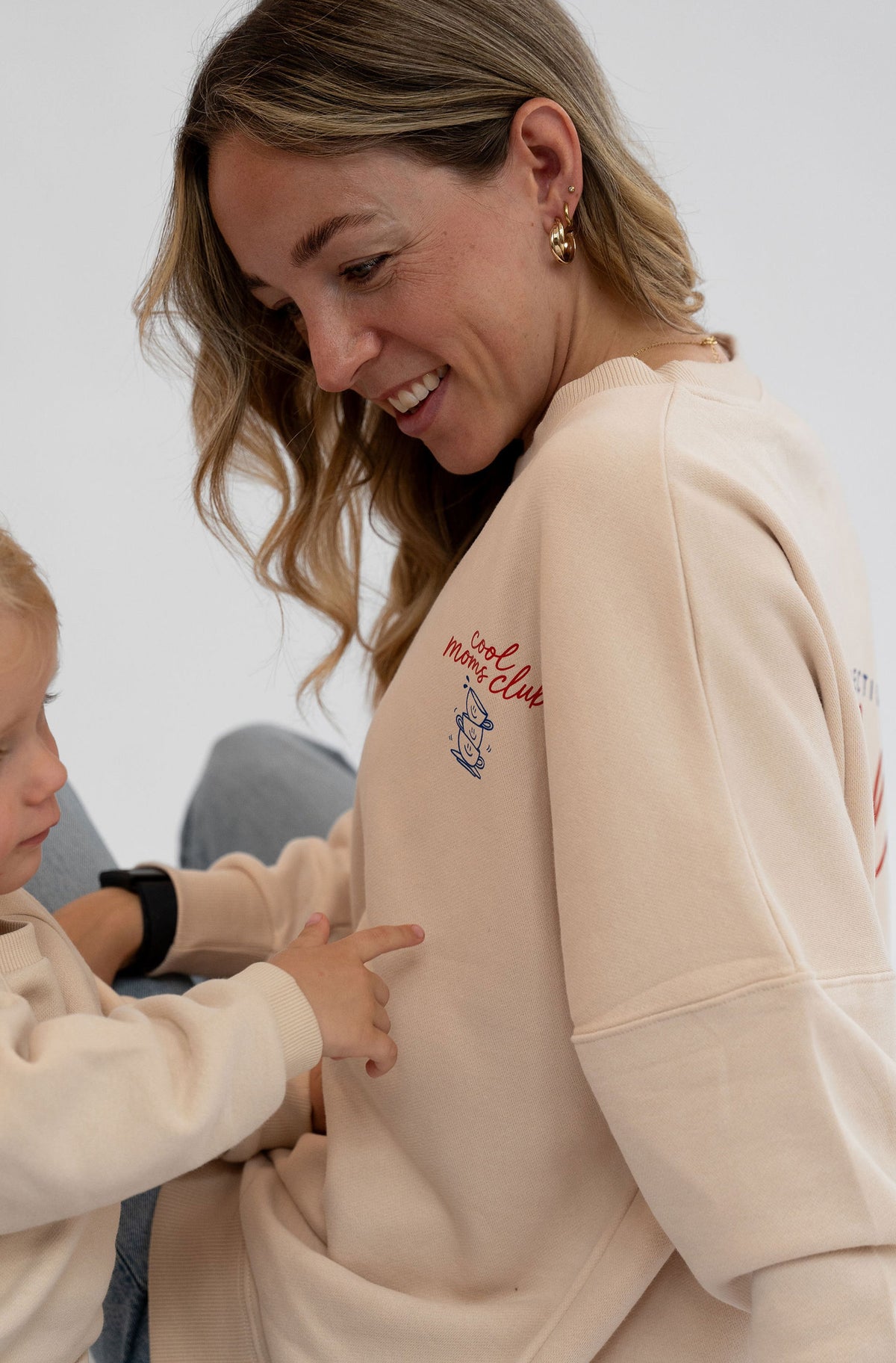 Erwachsenen Sweatshirt beige Cool Moms Club