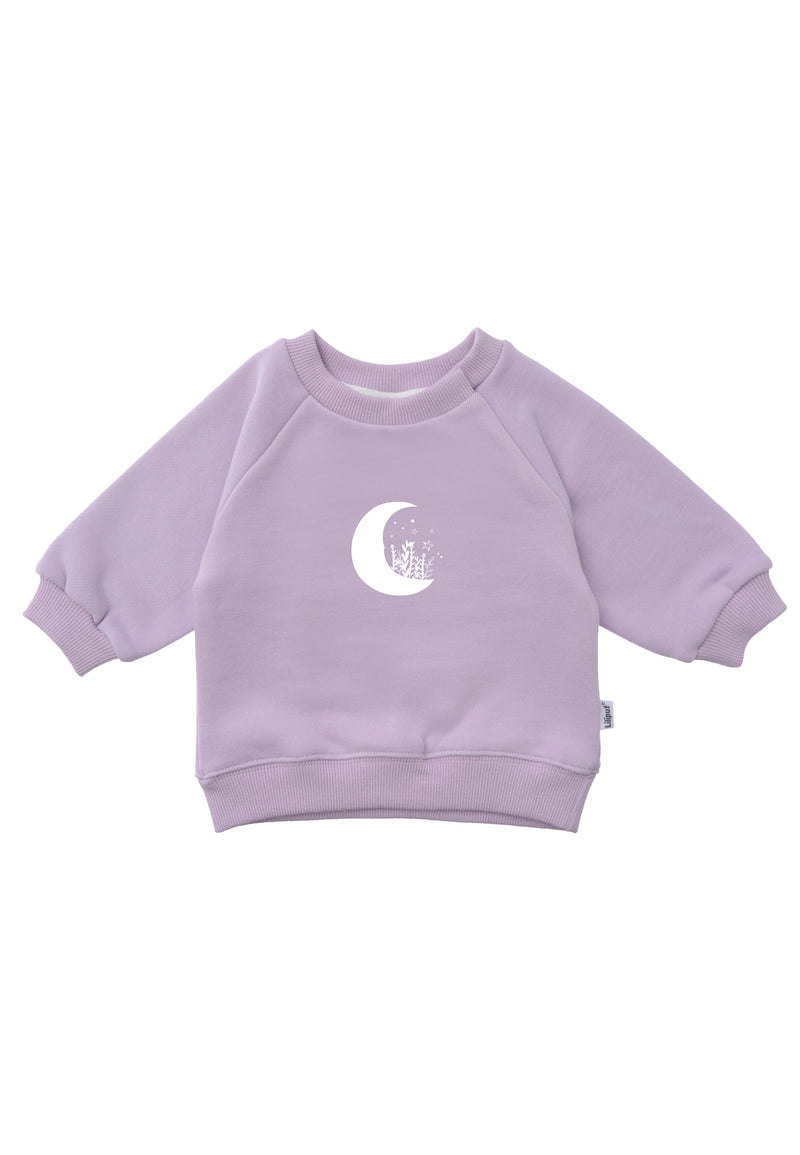 Sweatshirt in flieder mit Mond Aufdruck in weiß auf der Vorderseite.