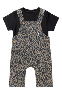 2-teiliges Set mit Leo-Latzhose und T-Shirt