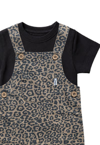 2-teiliges Set mit Leo-Latzhose und T-Shirt