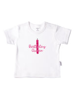 Baby Shirt aus Bio Baumwolle in weiß mit Aufdruck "Birthday Queen"