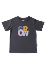 Organic Cotton T-Shirt in anthrazit mit buntem Print "GROW"