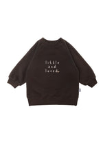 Sweatshirt in braun mit Print "little and loved".