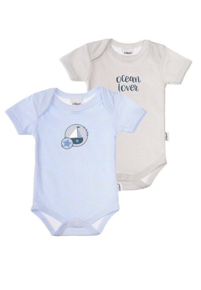 Doppelpack Amineckbodies mit kurzem Arm in grau und hellblau gestreift mit Print.