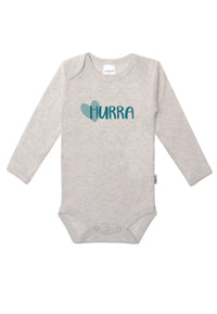 Amineckbody mit langem Arm in grau melange und Print "Hurra"