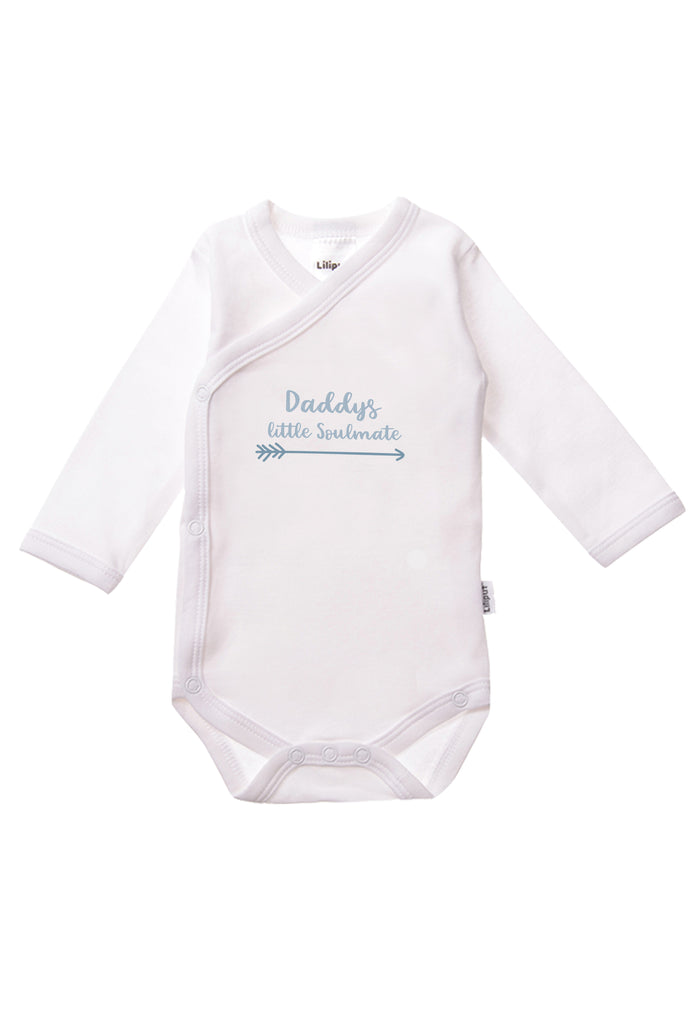 Weißer Wickelbody mit langen Armen und Print "daddys little soulmate."