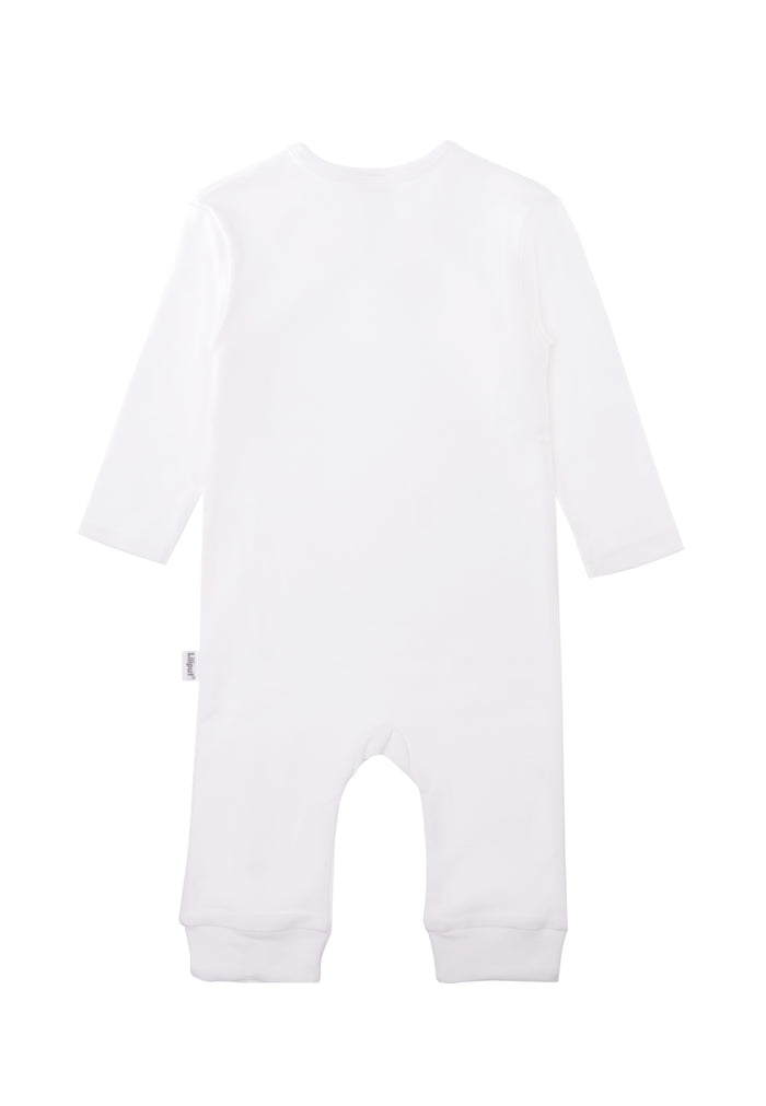 Rückseite des schlichten Overalls mit langen Ärmeln.