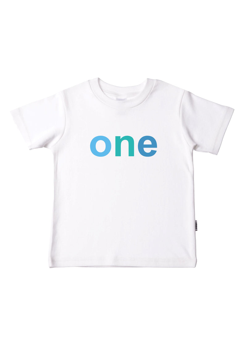 Kinder-T-Shirt aus Bio-Baumwolle in weiß mit "one"