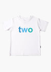 Kinder-T-Shirt aus Bio-Baumwolle in weiß mit "two" in blau