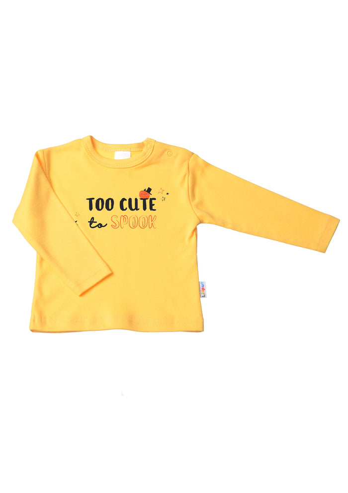 Langarmshirt in gelb mit too cute to spook
