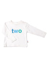 Kinder-Langarmshirt in ecru mit "two" in blau