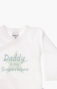 2er-Pack Langarm-Wickelbodys mit "Superhero Daddy"