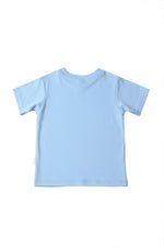 Rückseite hellblaues Bio Baumwoll Shirt mit kurzem Arm und Rundhalsausschnitt