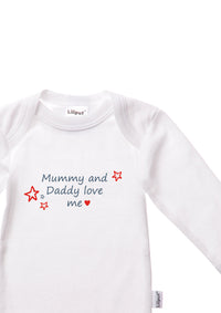 3-teiliges Set, Langarmbody mit "Mummy and Daddy love me"