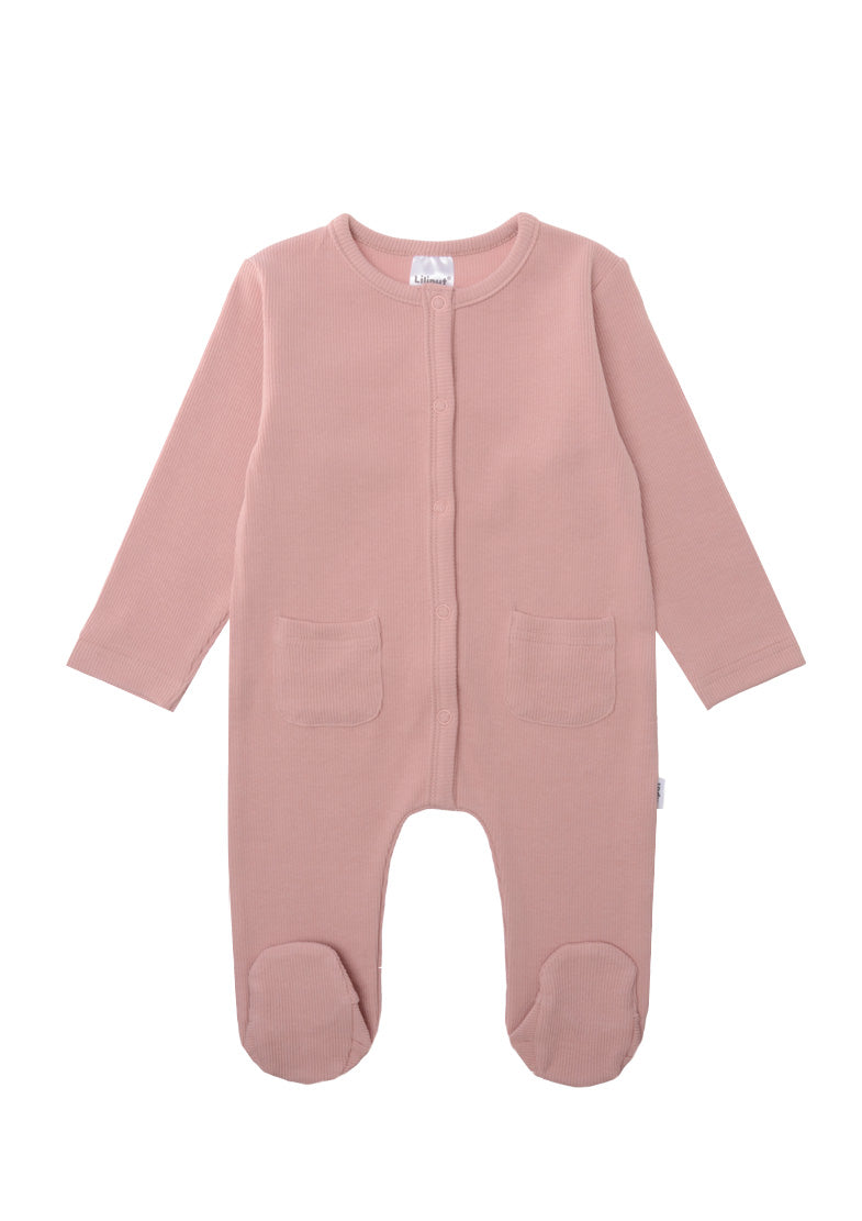 Babyoverall in Rippenoptik mit aufgesetzten Taschen in rosè