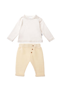 2 teiliges Ribstrick Set aus Hose und passendem Langarmshirt in ecru