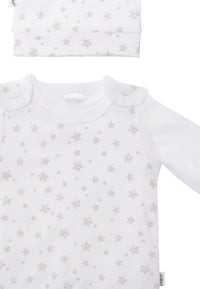 Detailaufnahme 3-teilges Set bestehend aus Strampler, Langarmshirt und Mütze