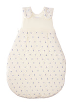 Schlafsack für Babys in unterschiedlichen Längen mit Knöpfen und Reißverschluss an der Seite. Design:  Anker